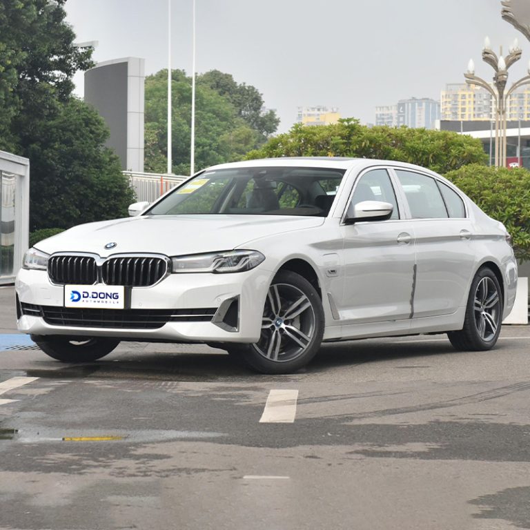 BMW-5Phev-Front left