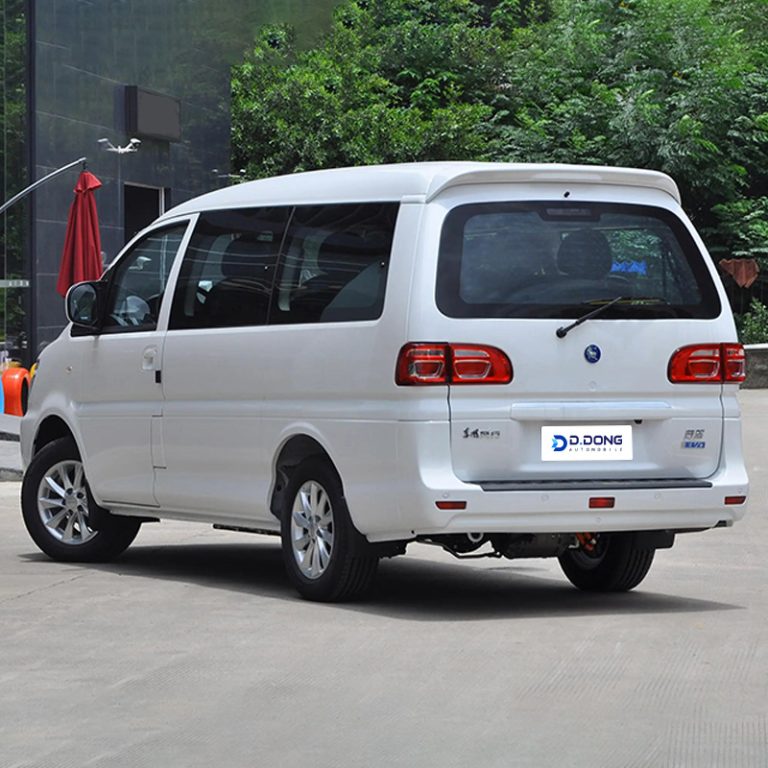 Forthing Lingzhi-M5EV-Right rear