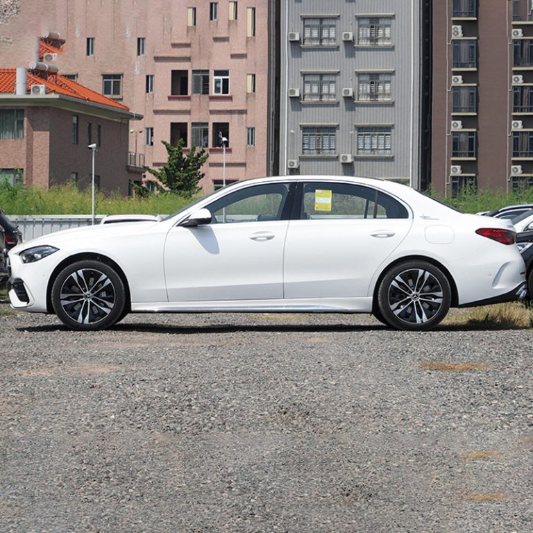 Mercedes-Benz C350eL-Phev-Side